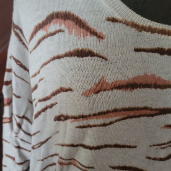 Democracy Women's Medium Tiger Print Knit Sweater With Side Ties Beige & Brown - Picture 4 of 8